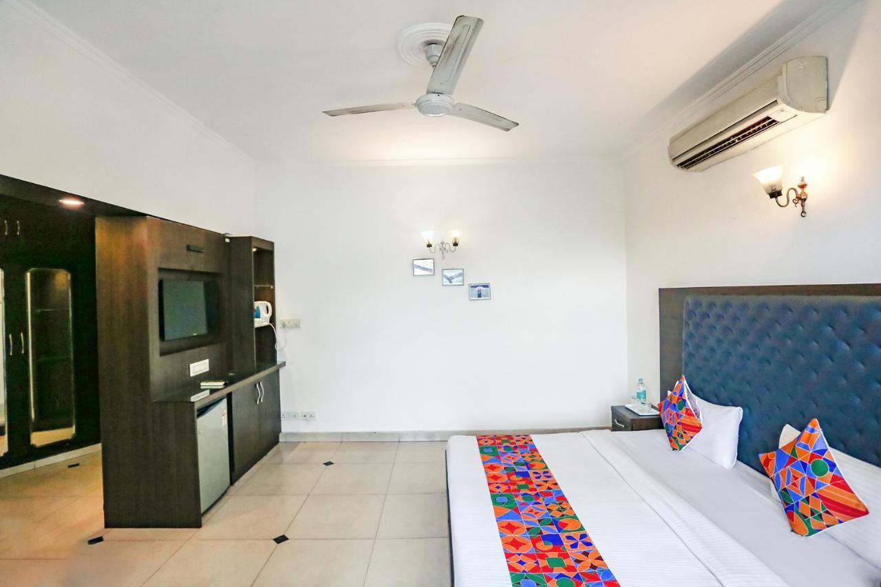 Fabexpress Lloyd House Hotel New Delhi Luaran gambar